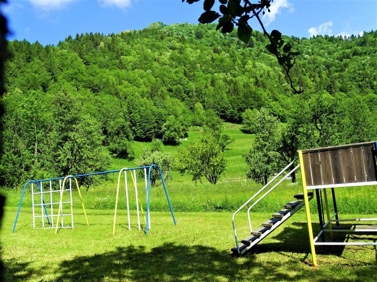 Apartmaji Pr-Gujlu Sela Nad Podmelcem 5220 Tolmin Podmelec Εξωτερικό φωτογραφία