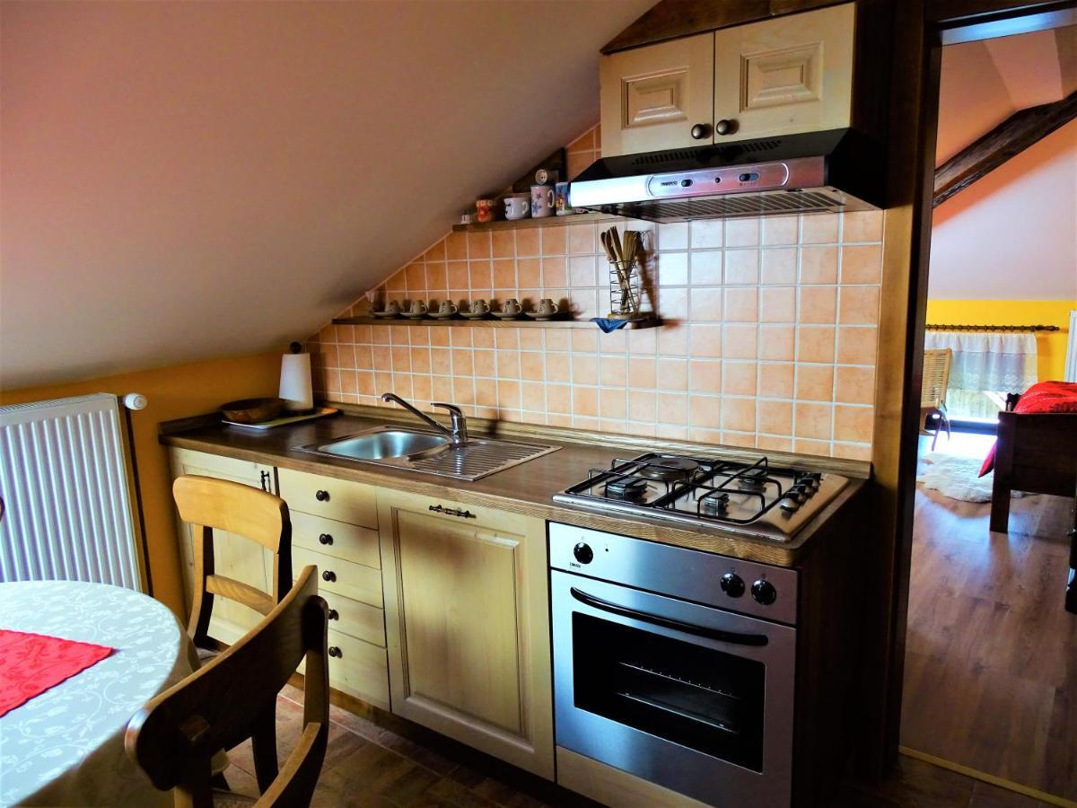 Apartmaji Pr-Gujlu Sela Nad Podmelcem 5220 Tolmin Podmelec Εξωτερικό φωτογραφία